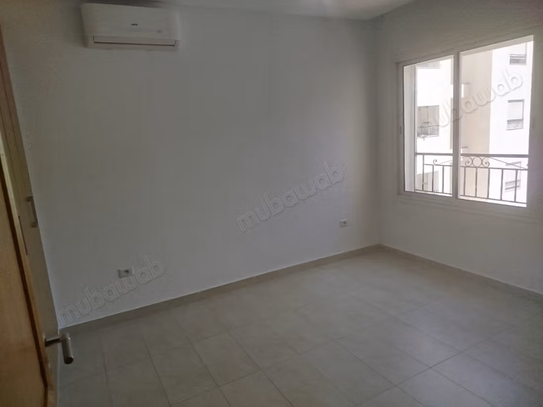 Luxury Apartment in Aouina, Modern Comfort