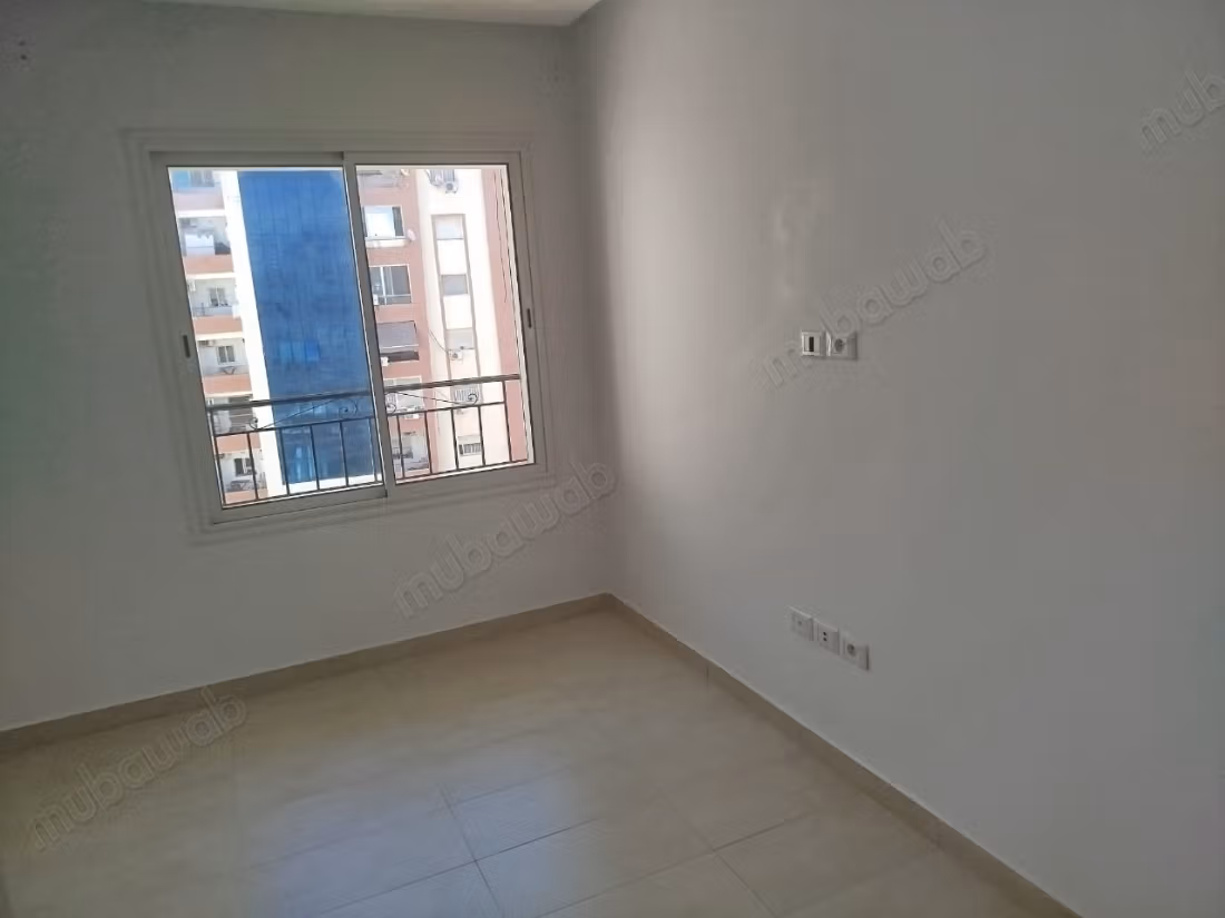 Luxury Apartment in Aouina, Modern Comfort