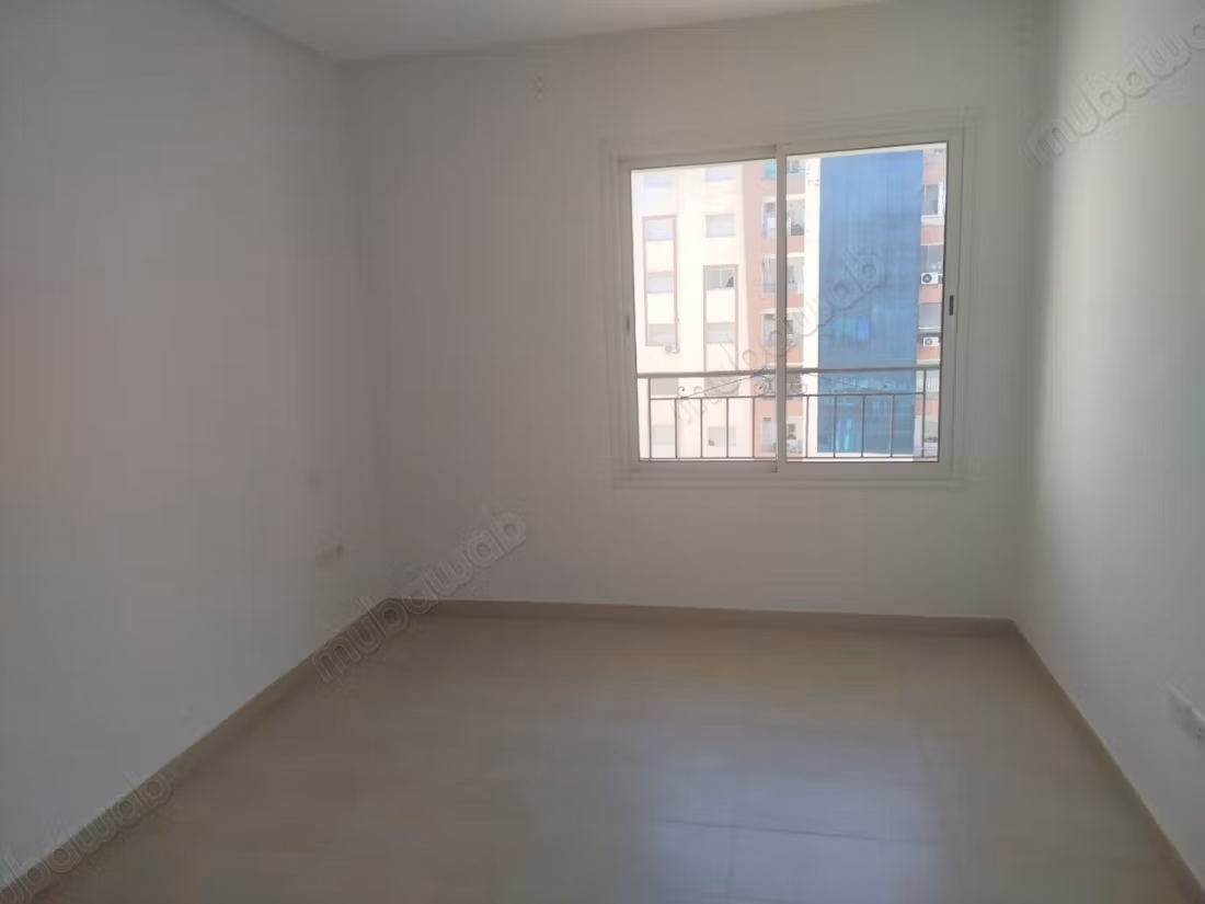 Luxury Apartment in Aouina, Modern Comfort