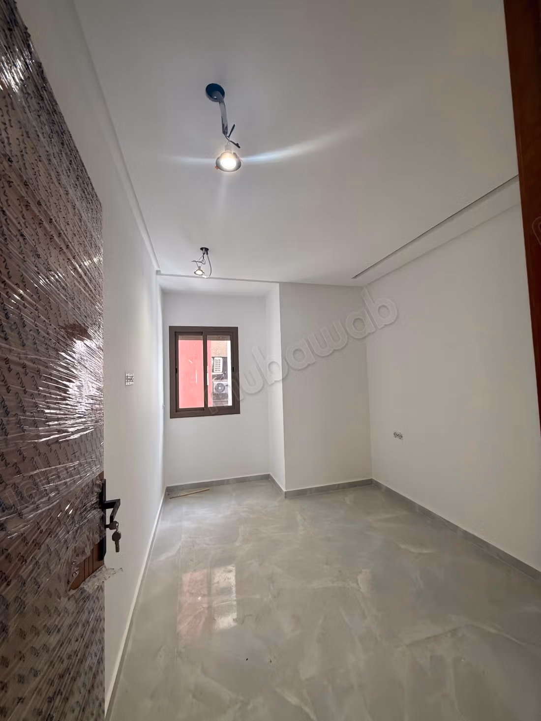 Superbe appartement à vendre à Martil. 1 pièce. Cuisine bien équipée.