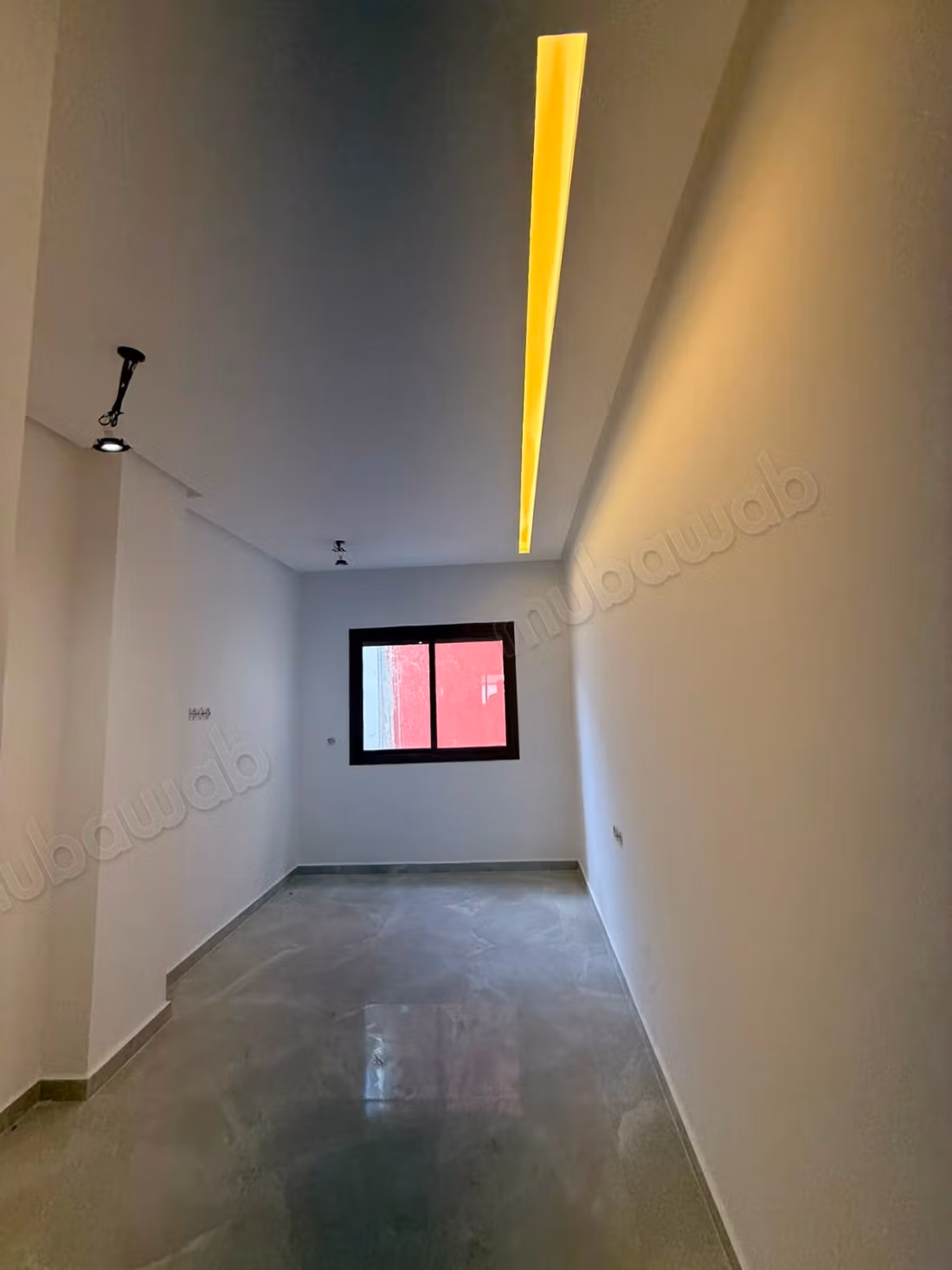 Superbe appartement à vendre à Martil. 1 pièce. Cuisine bien équipée.