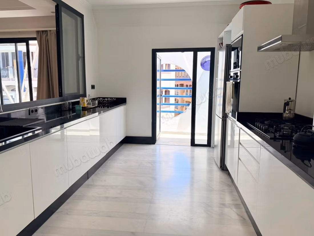 Duplex de excepción amueblado, 220 m², triángulo de oro