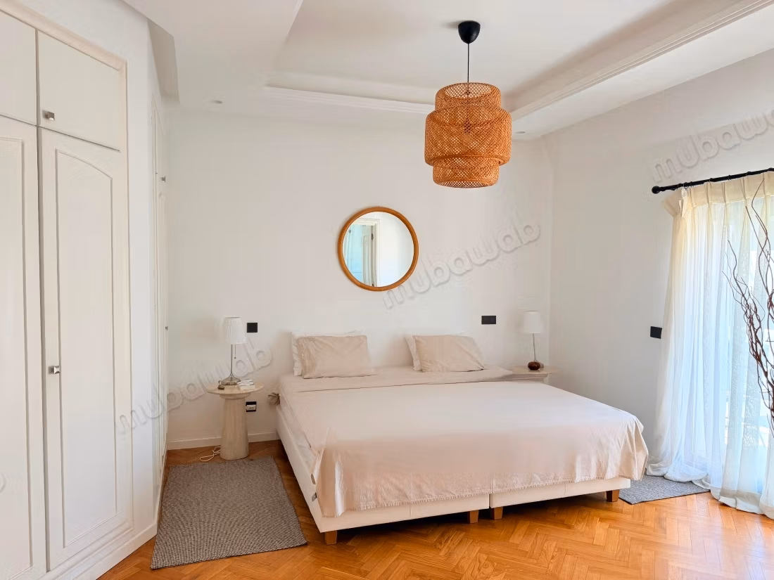 Duplex de excepción amueblado, 220 m², triángulo de oro