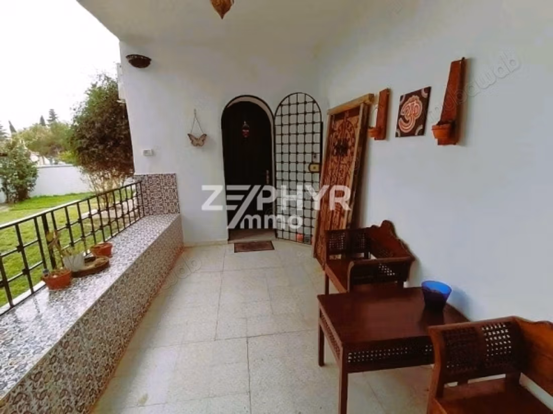 A louer villa S3 vide à Gammarth supérieur