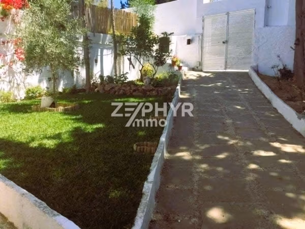 A louer villa S3 vide à Gammarth supérieur