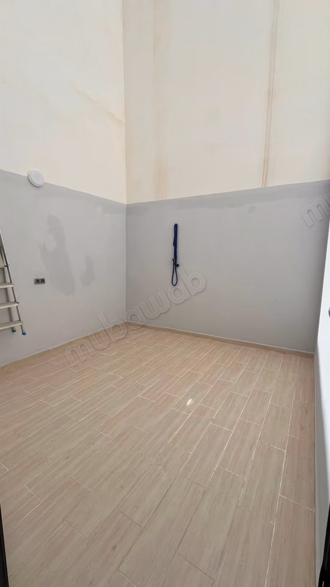 Bel appartement a haut founty