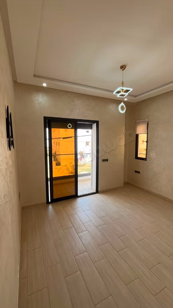 Bel appartement a haut founty