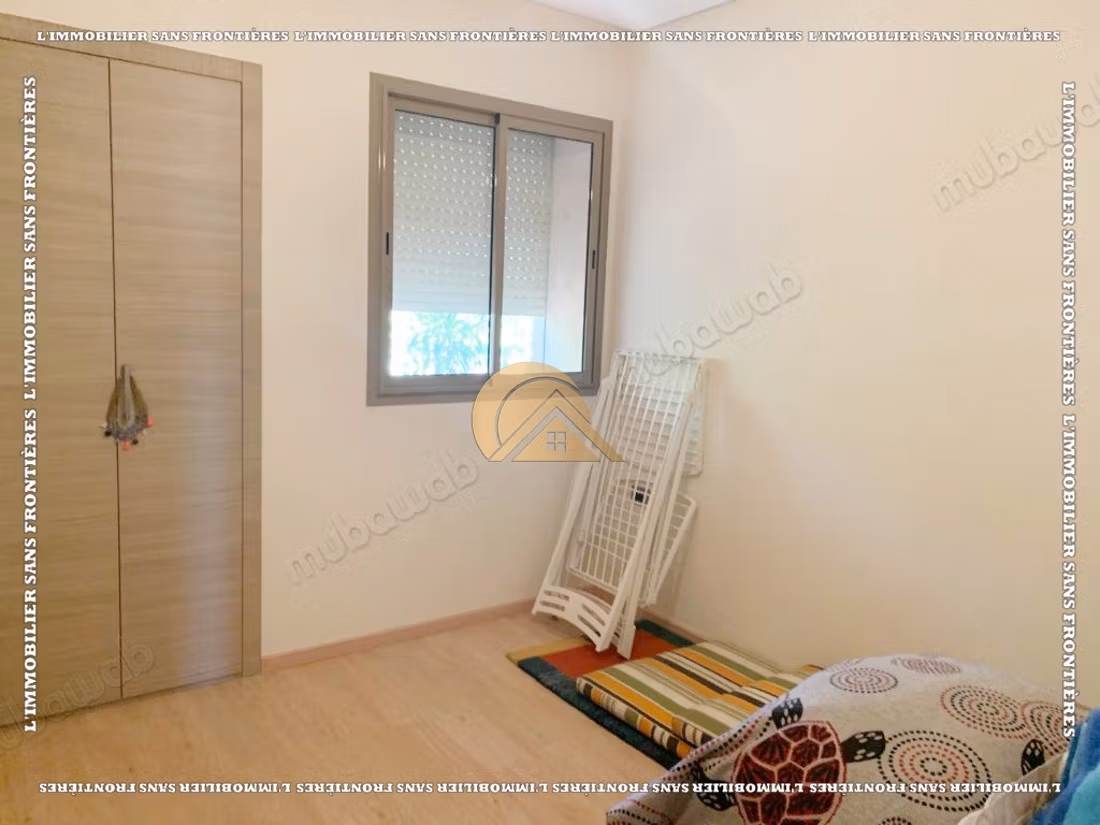 Apartamento amueblado de 112 m² con jardín privado – 3 habitaciones y piscina comunitaria