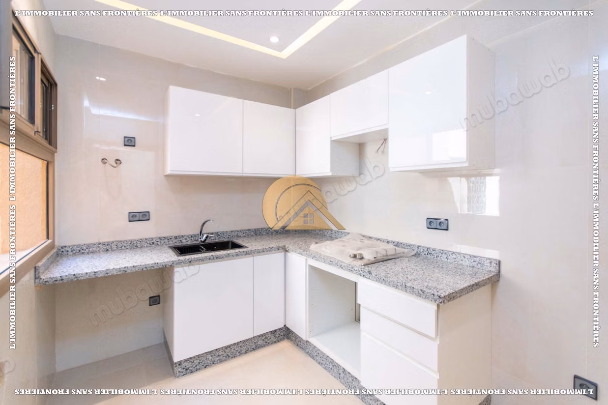 Nieuwe en lege appartement van 63 m² in Azzouzia – 2 slaapkamers, terras en nette afwerkingen