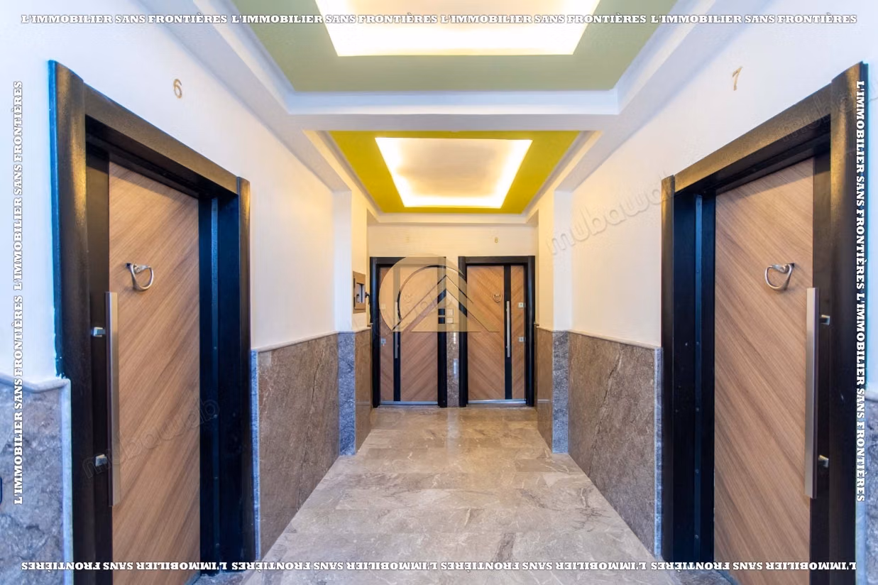 Nieuwe en lege appartement van 63 m² in Azzouzia – 2 slaapkamers, terras en nette afwerkingen