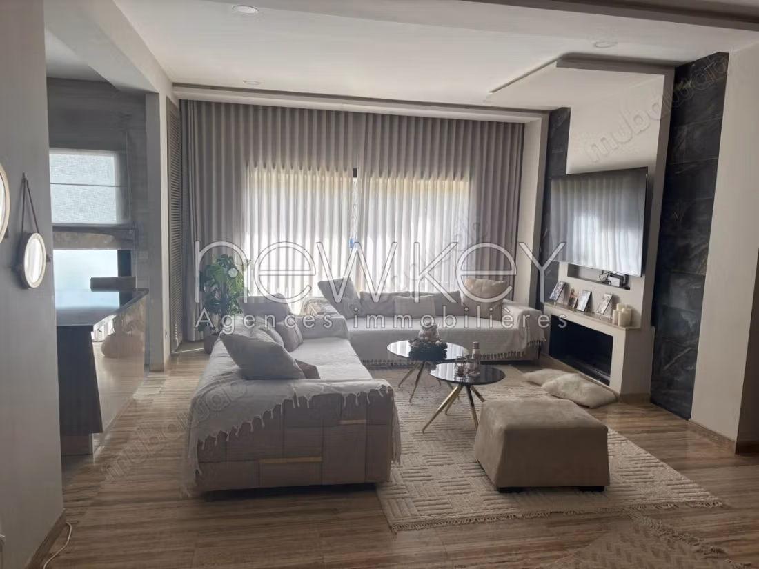 Appartamento S3 con piscina in vendita a La Soukra