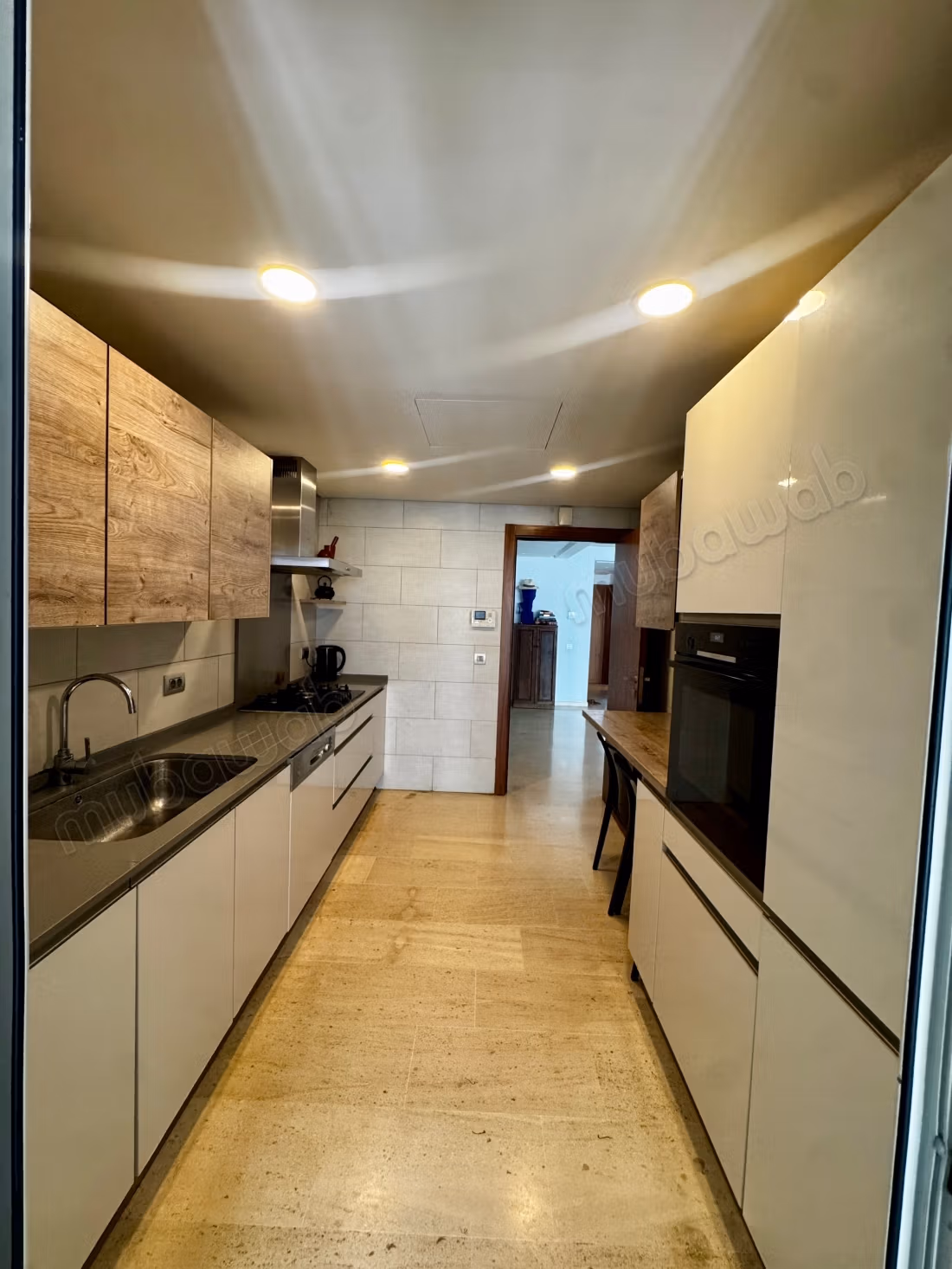 IN VENDITA – Appartamento con 2 camere da letto e terrazza CFC