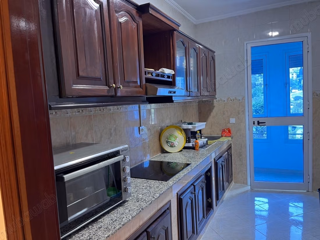 Trova un appartamento in affitto a De La Plage. 11.500Dh. 3 Camere. Completamente arredato