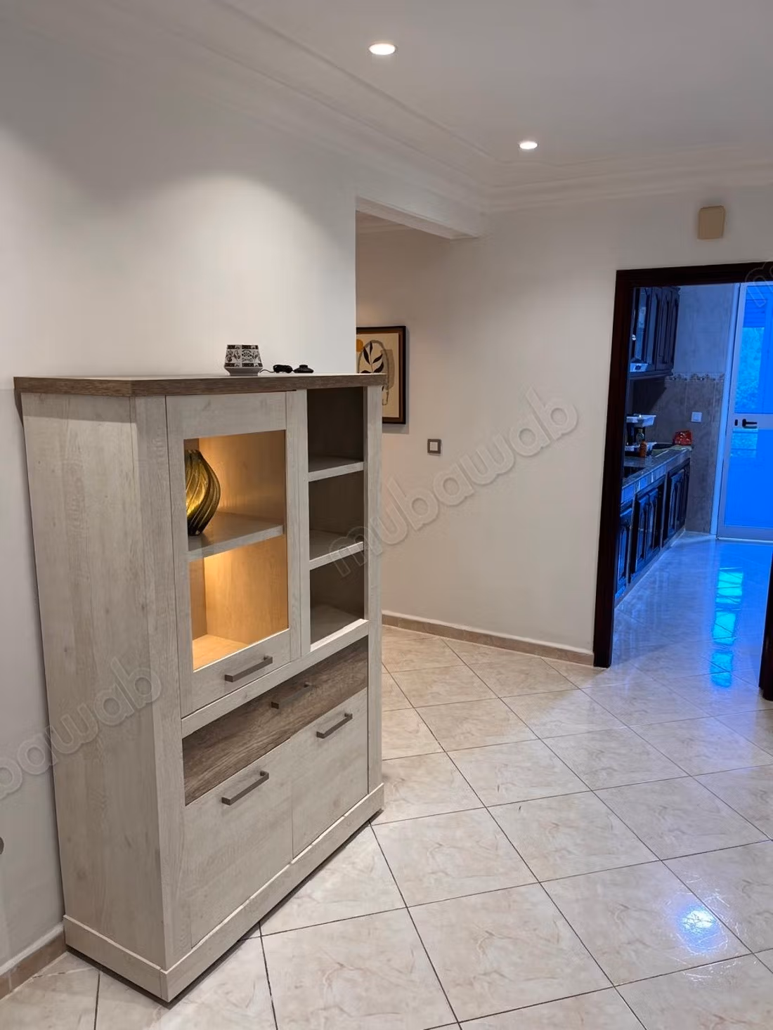 Trova un appartamento in affitto a De La Plage. 11.500Dh. 3 Camere. Completamente arredato