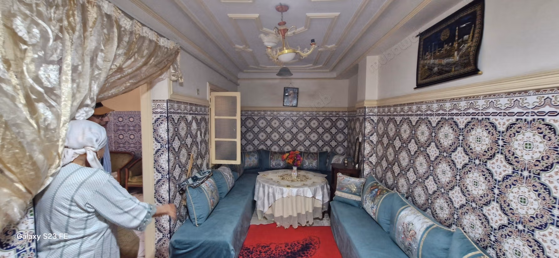 Amplio Riad de Gran Potencial con Terrazas