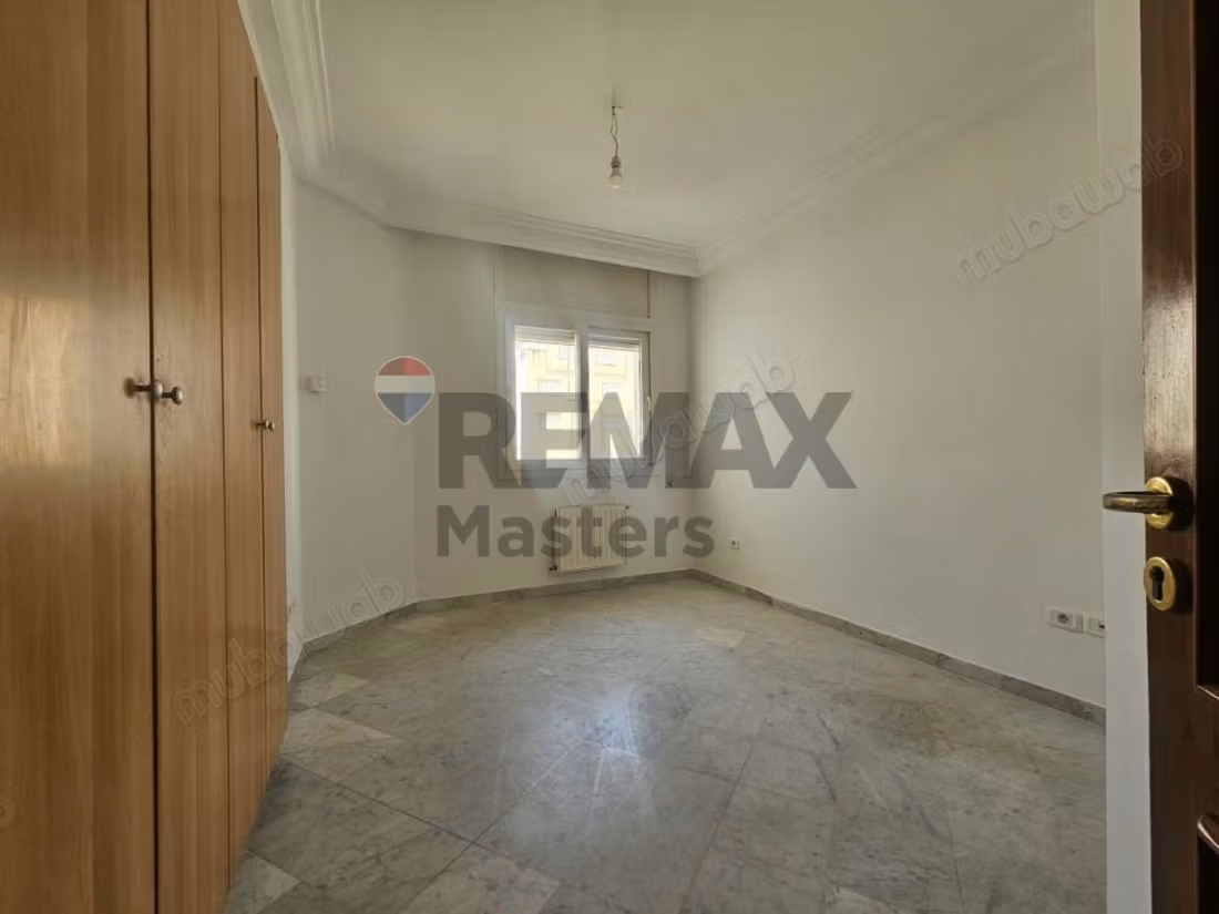 S3 Apartment for rent Lac 2