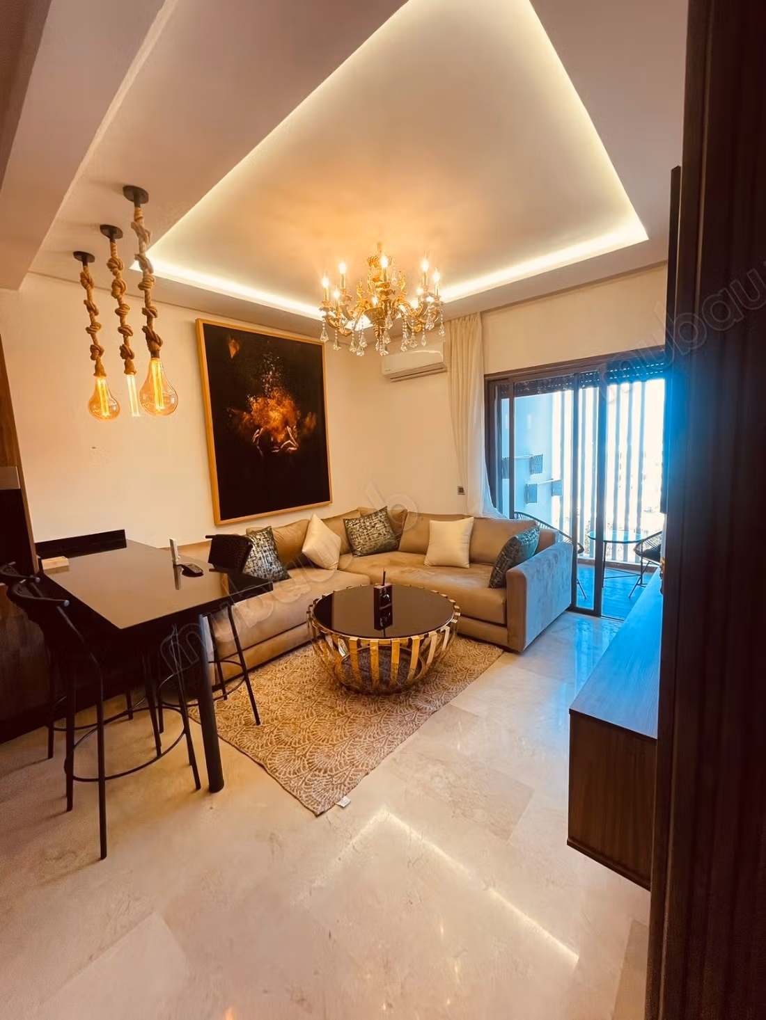 Magnifique studio meublé – Élégance et confort