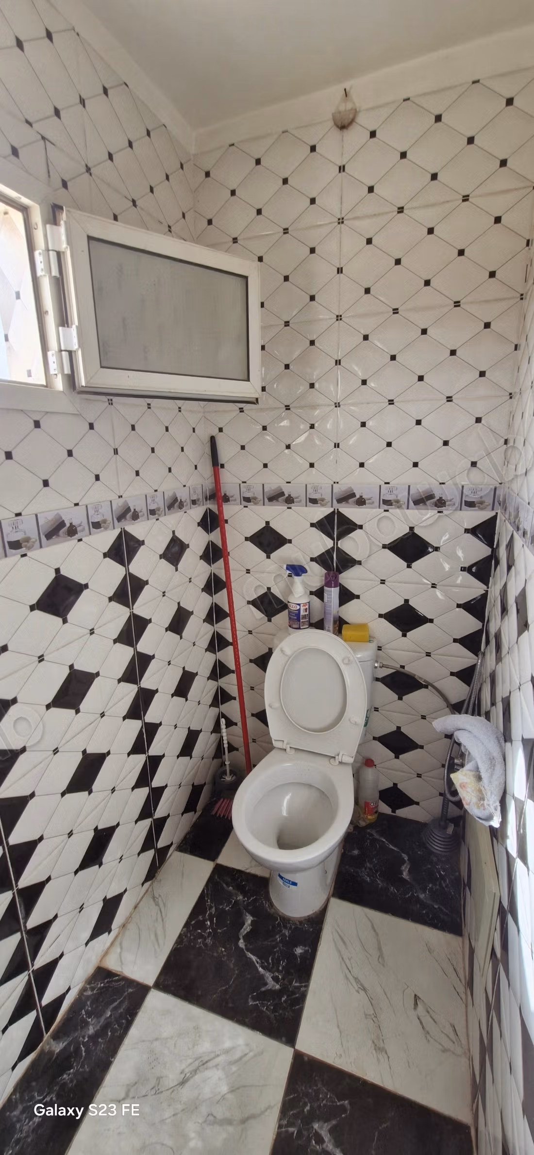 Ruime Riad met Dakterras en Prachtig Uitzicht
