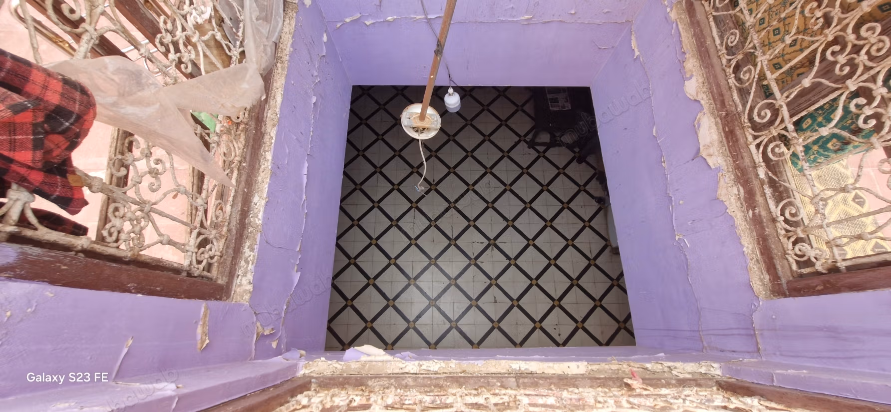 Ruime Riad met Dakterras en Prachtig Uitzicht