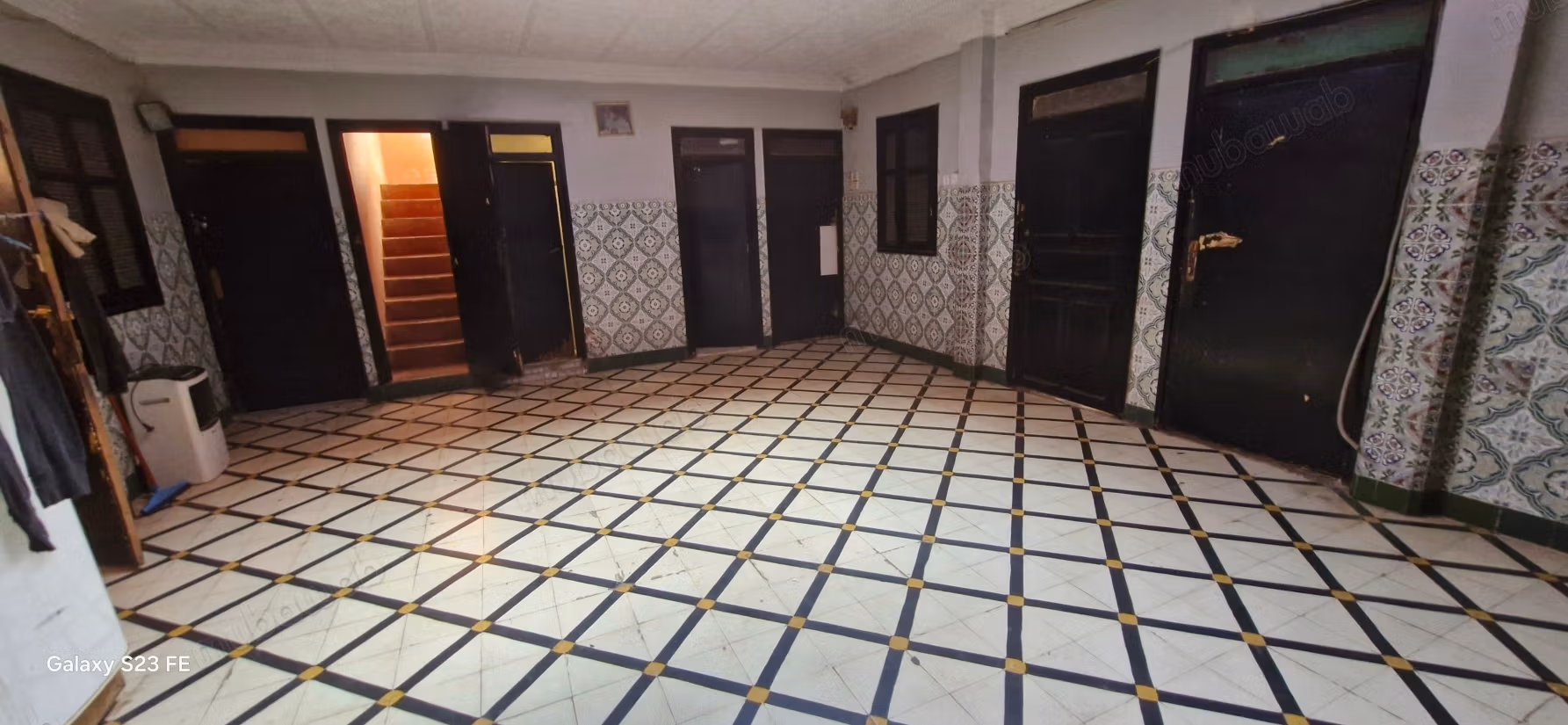 Ruime Riad met Dakterras en Prachtig Uitzicht