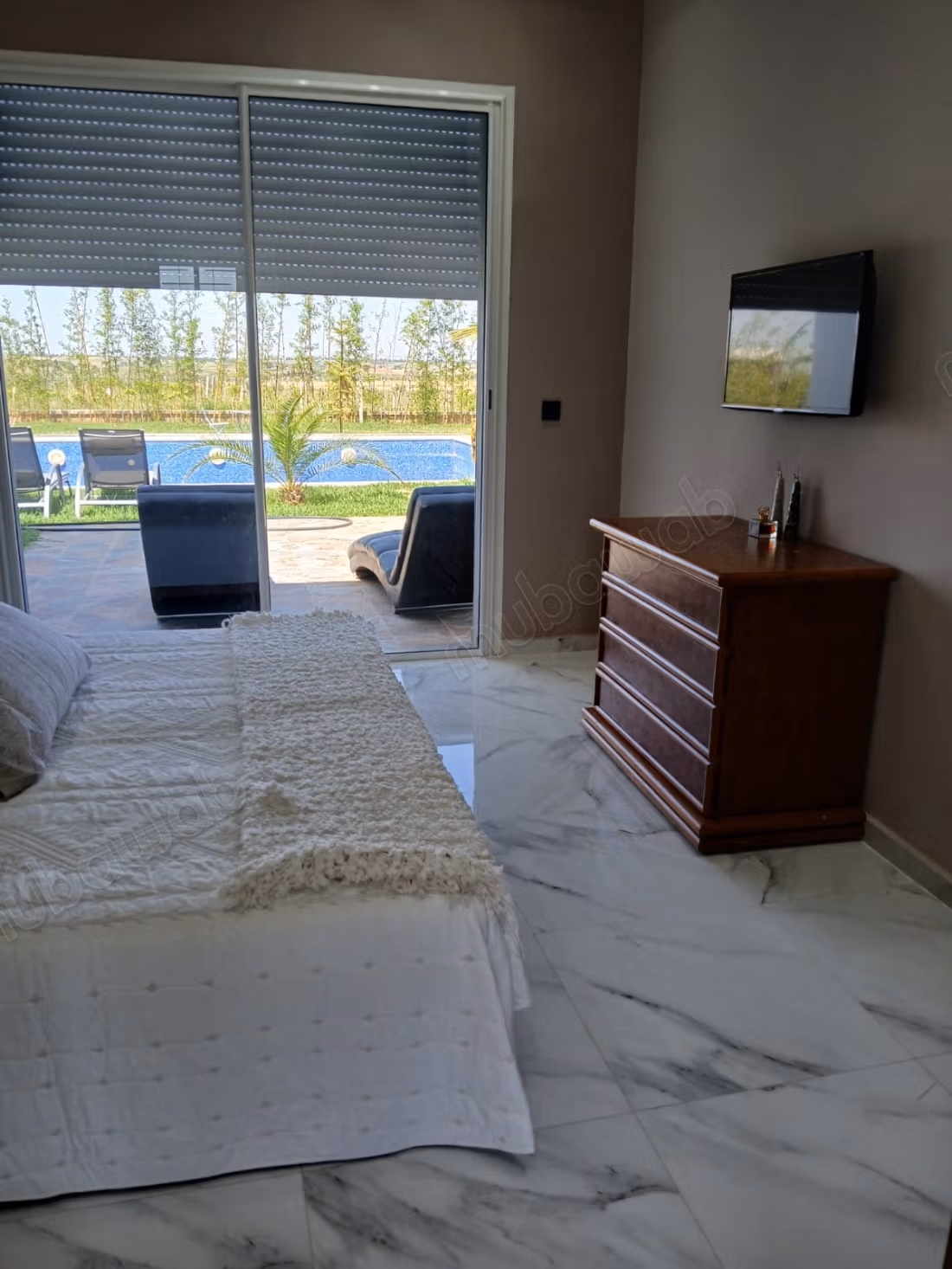 Uitstekende grond te koop in Sidi Allal el Bahraoui. Oppervlakte 10000 m²