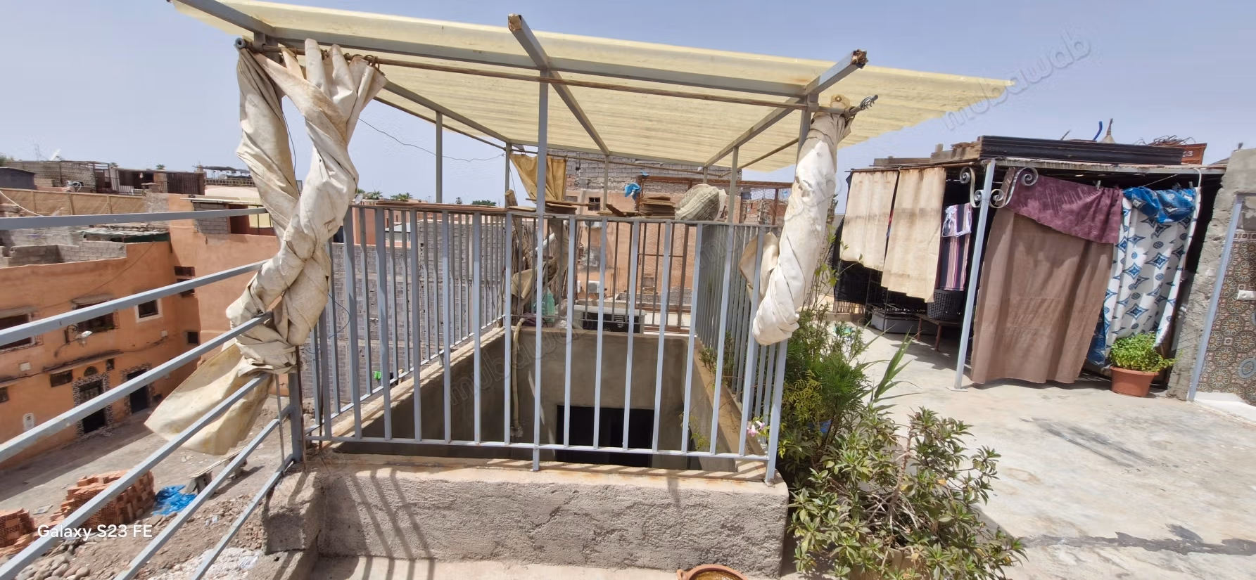 Amplio Riad Nuevo por Terminar con Apartamentos
