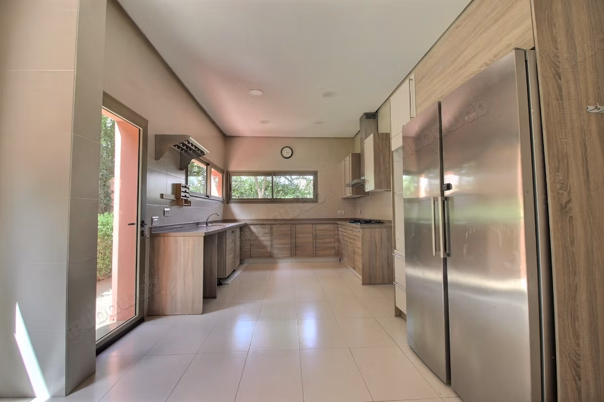 Villa Familiar – Emplacement Premium à l’Agdal