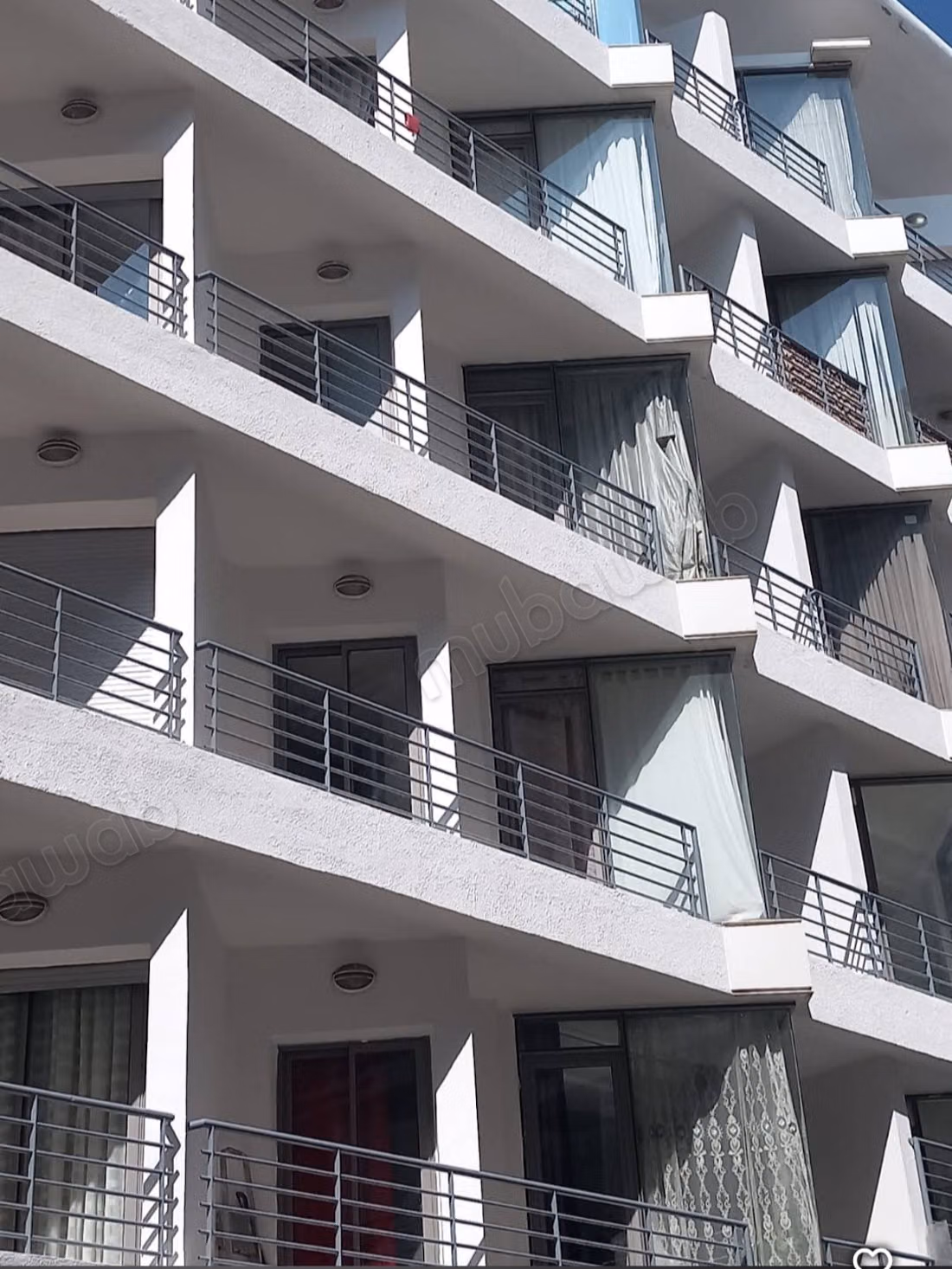 De prinsessen te huur gemeubileerd appartement 3 slaapkamers met terras