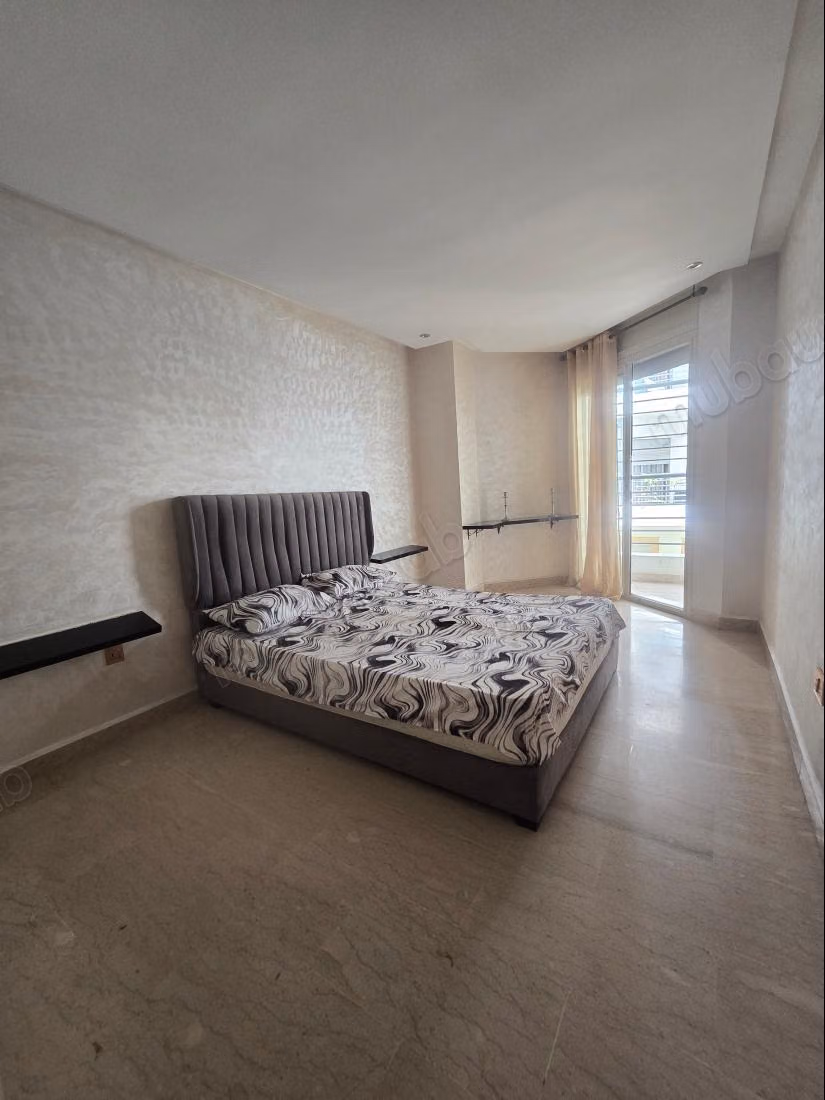 De prinsessen te huur gemeubileerd appartement 3 slaapkamers met terras