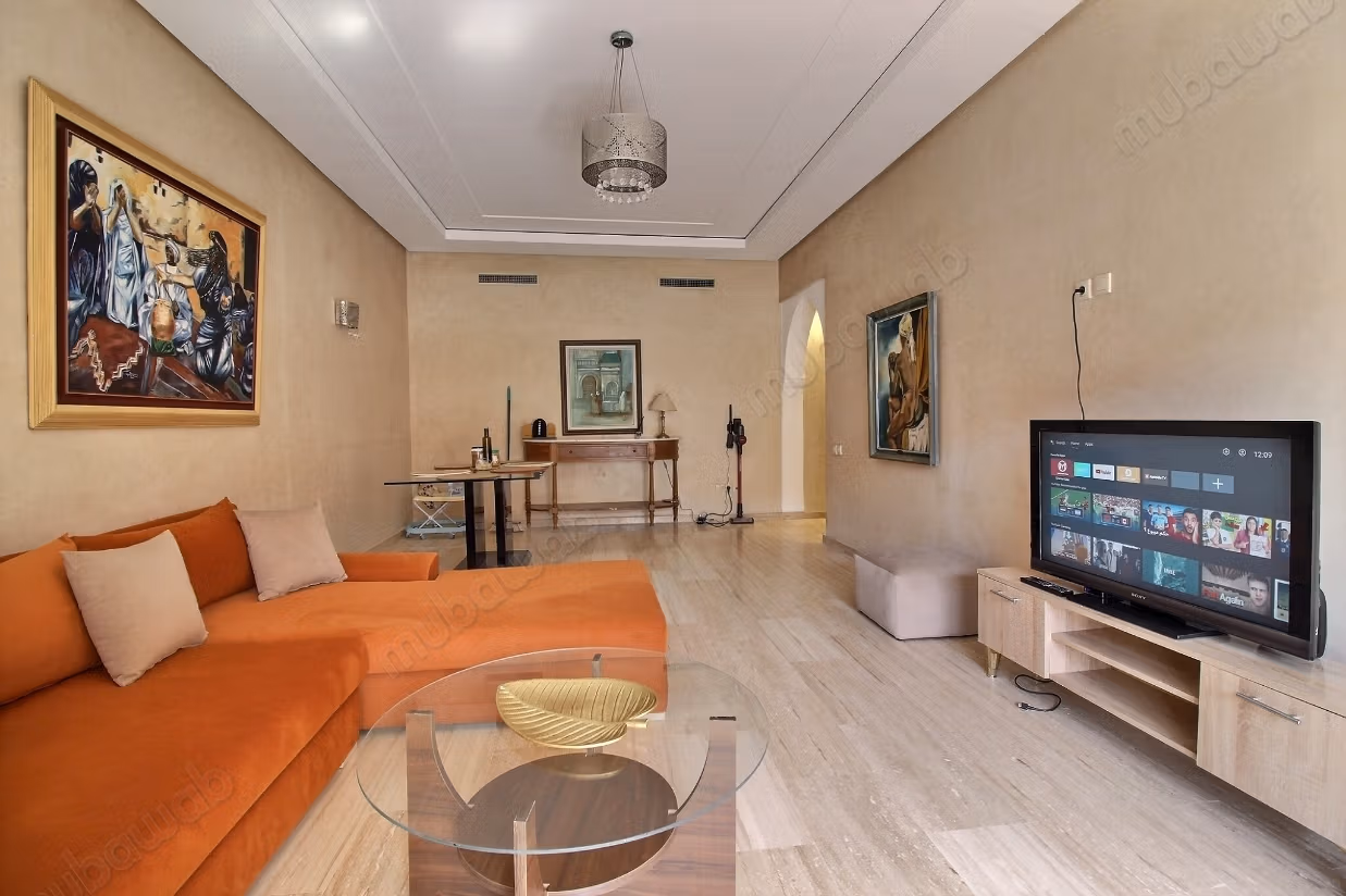 Indirizzo Privilegiato con Piscina sul Tetto