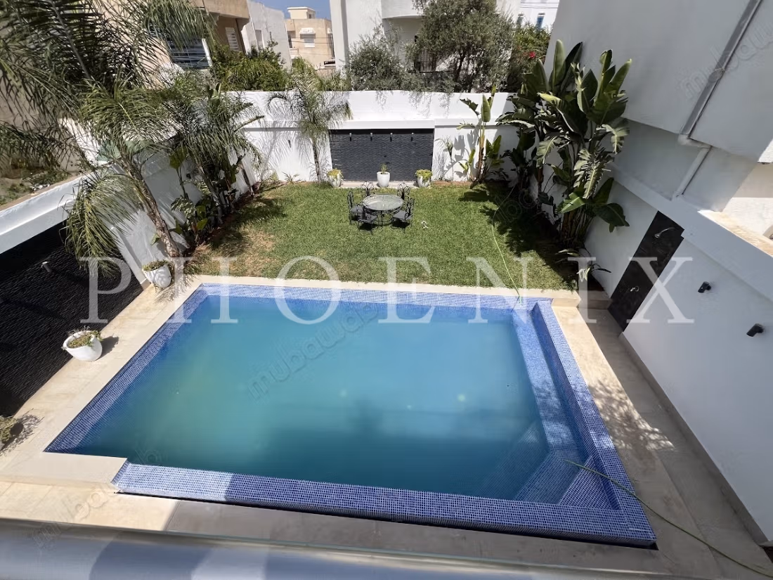 Villa S5 meublée avec piscine à Gammarth