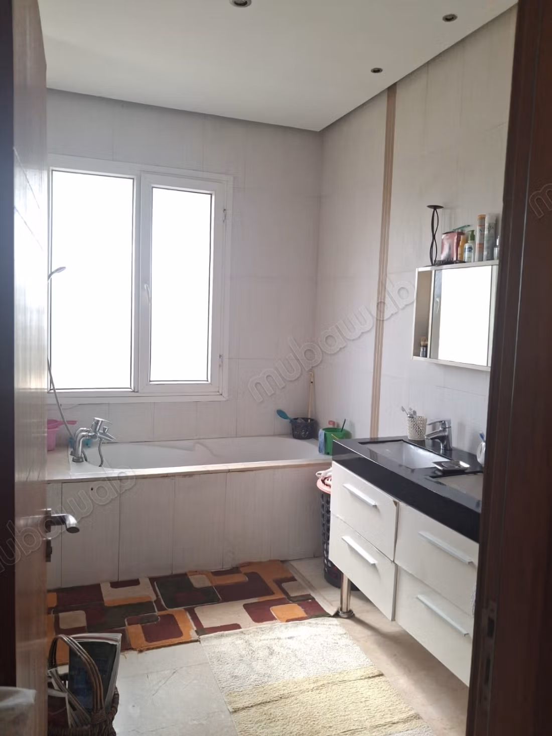 Vend villa 902 m2 dans residence fermee a bouskoura