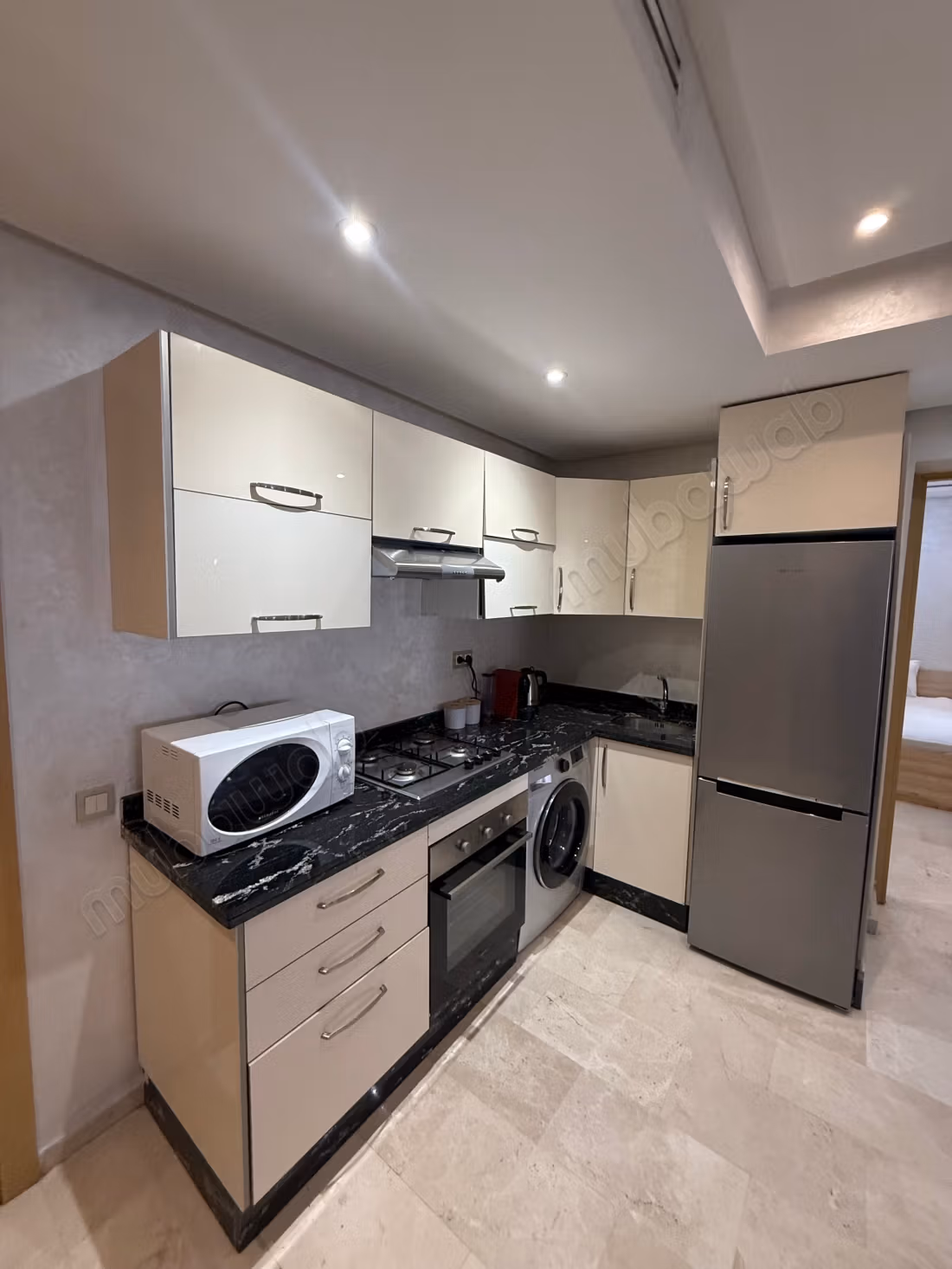 Superbe appartement à louer en plein centre ville Guéliz. 2 belles chambres. Meublé — 5