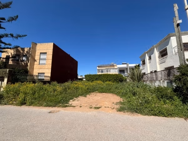 Terreno titulado 366 m² Nawrass, Dar Bouazza