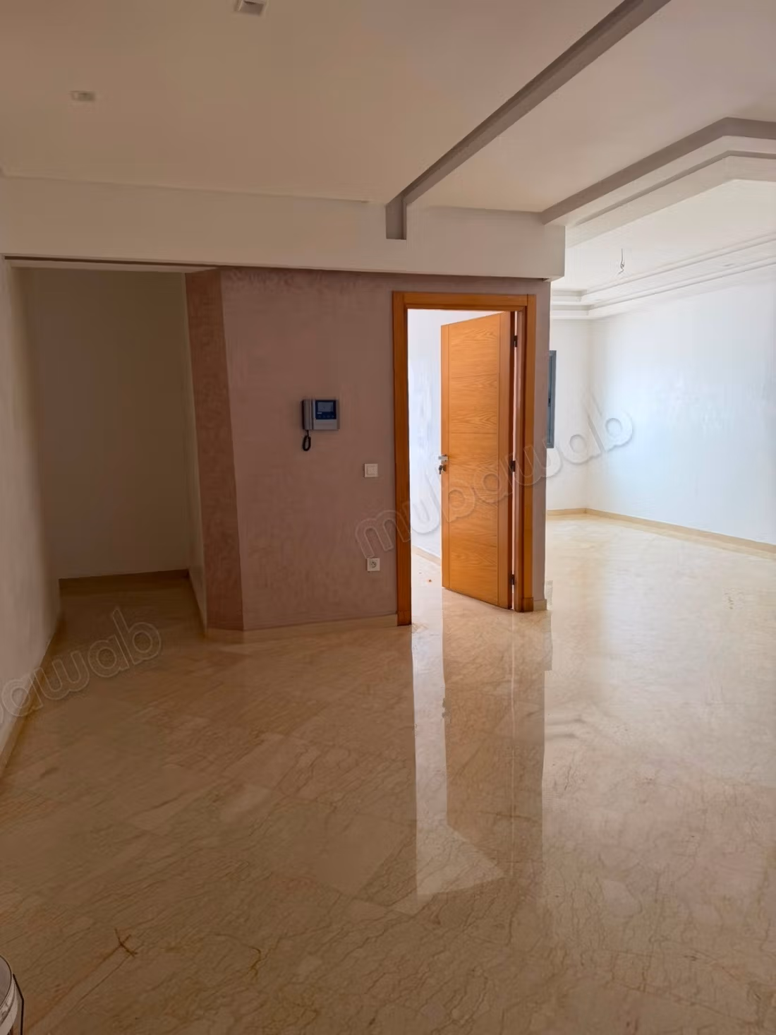 Apartment to purchase in Les princesses. 3 lovely rooms. Garage and terrace