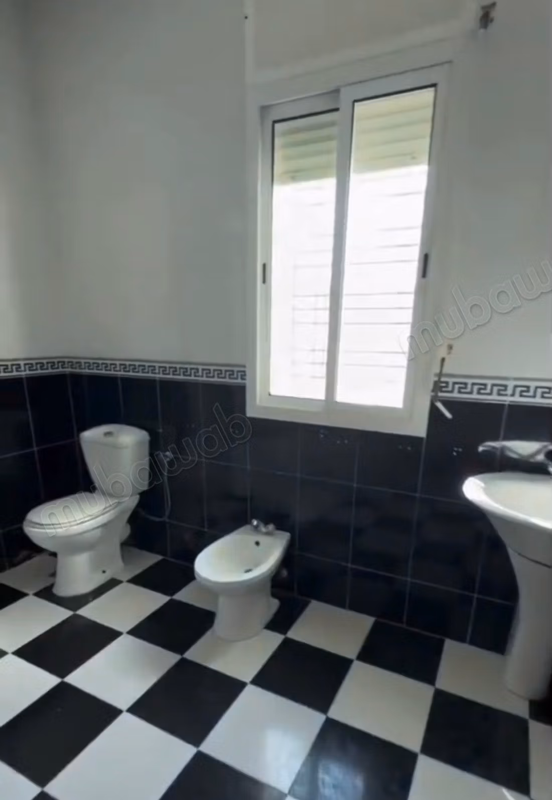 Vente d’une superbe villa sur wifak 
temara