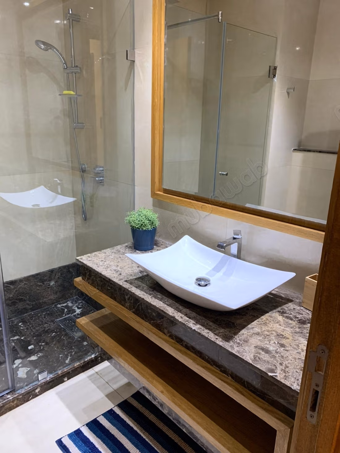 Studio avec jardin à vendre – CFC