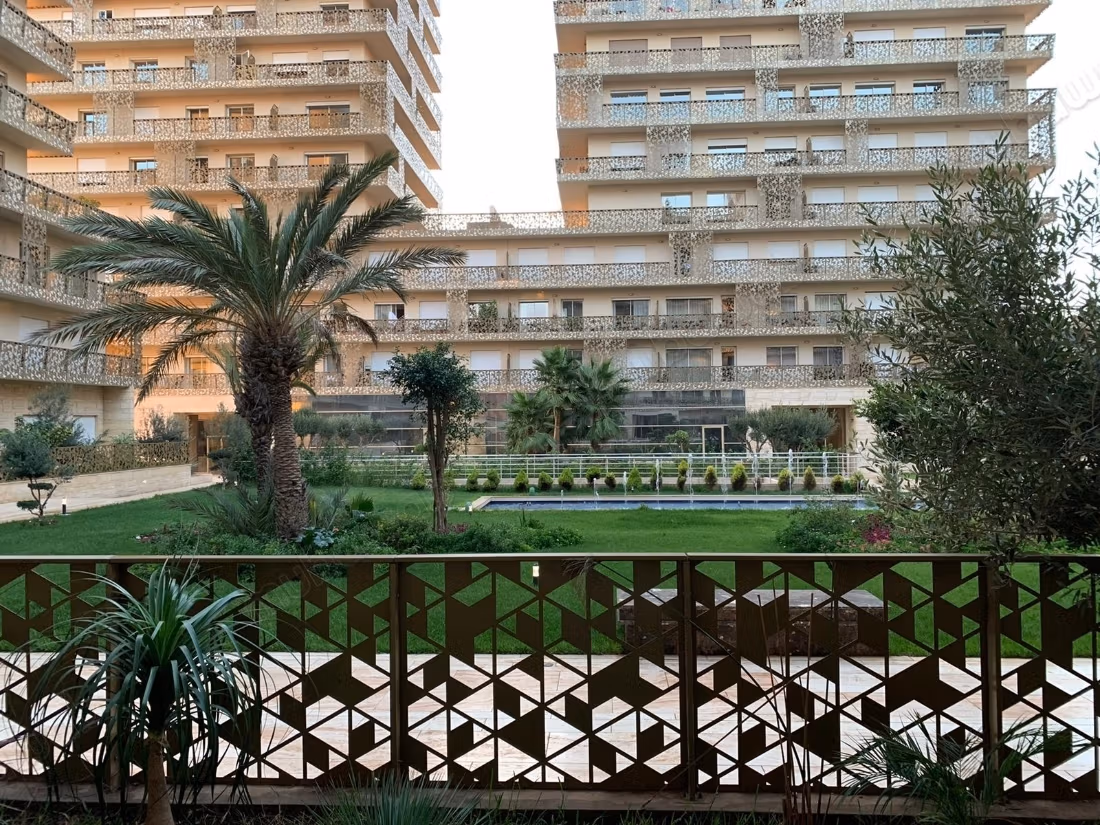 Studio avec jardin à vendre – CFC