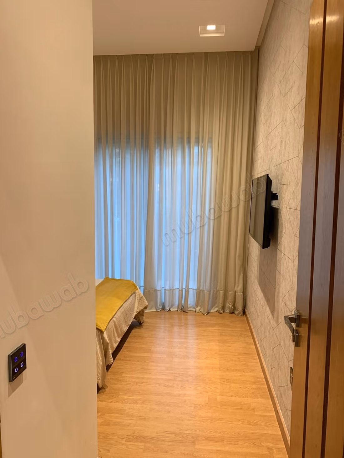 Studio avec jardin à vendre – CFC