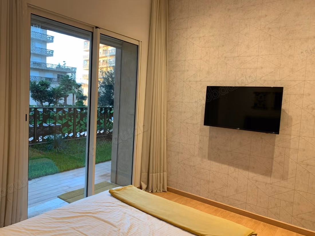 Studio avec jardin à vendre – CFC
