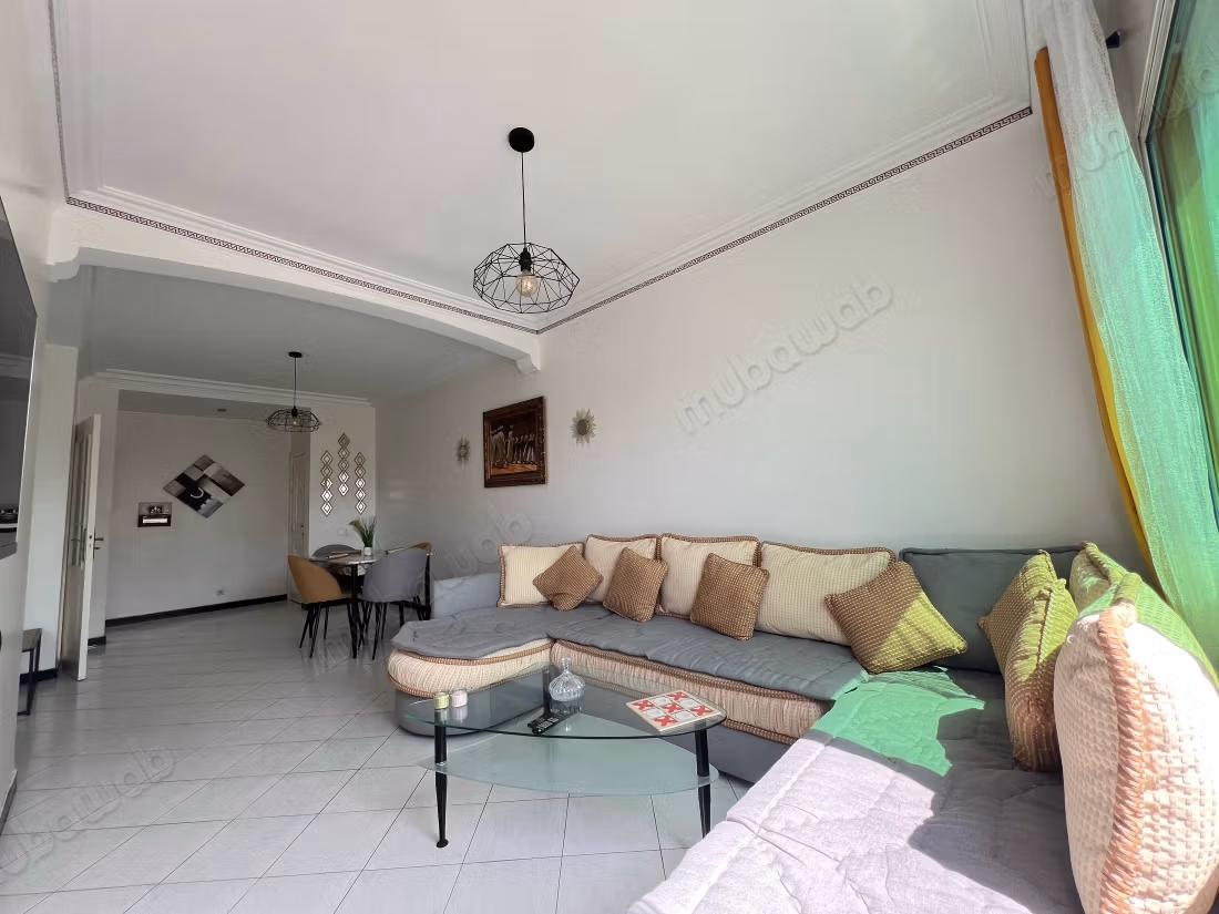 Al hank: location studio meuble