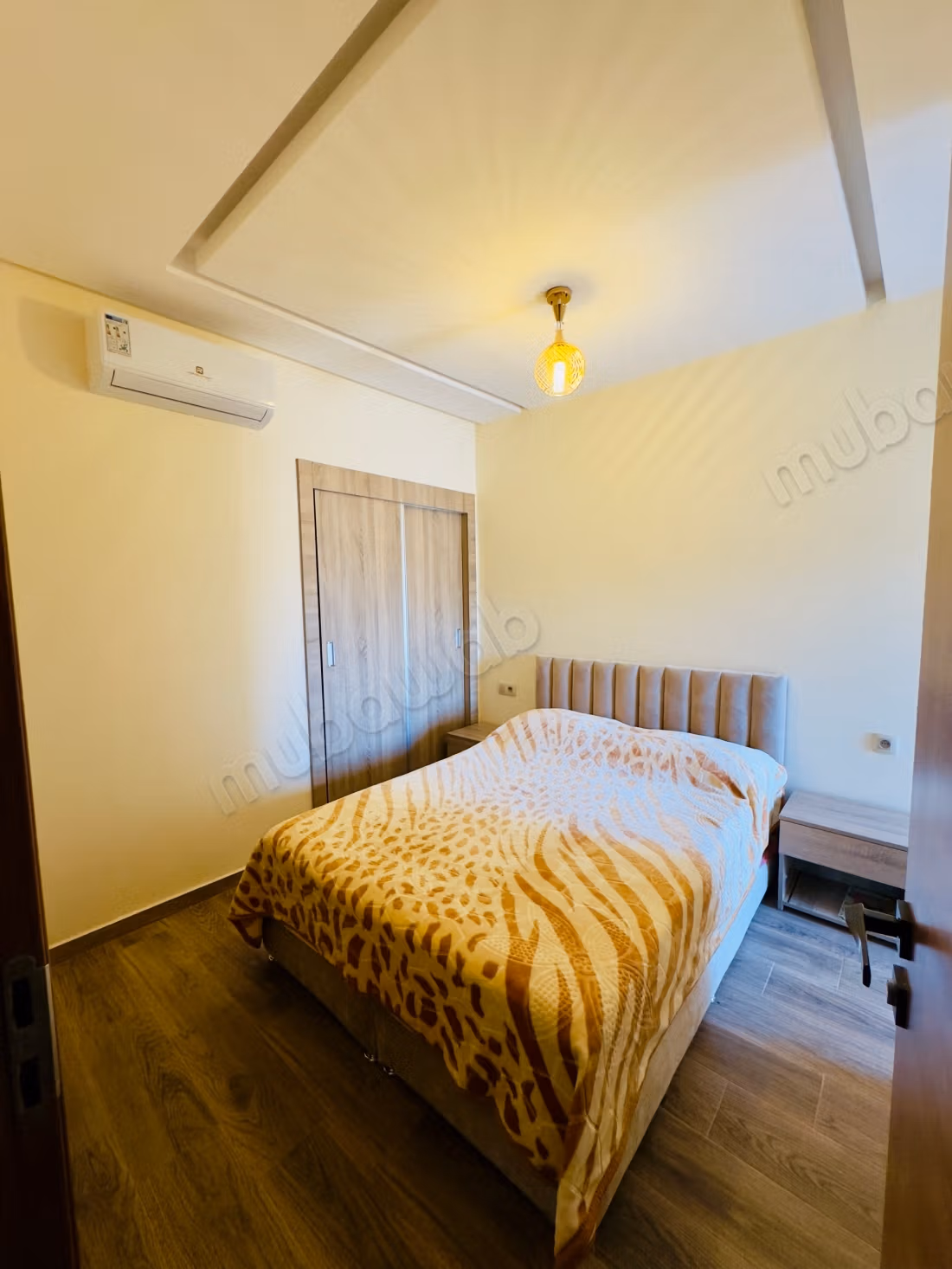 Appartement VIDE NON MEUBLE 70m2 2 ch 2 SDB