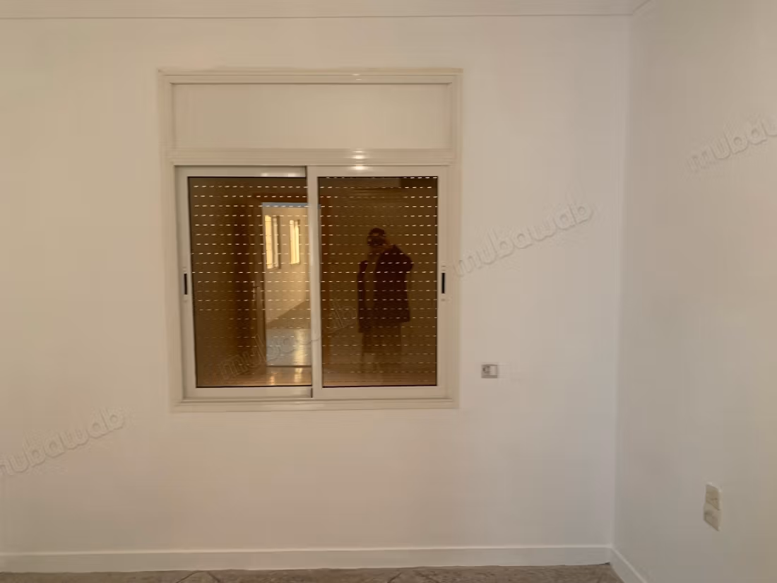 Superbe maison à vendre à Pépinière. 6 chambres agréables. Porte sécurisée
