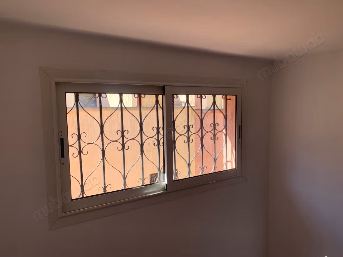 Superbe maison à vendre à Pépinière. 6 chambres agréables. Porte sécurisée