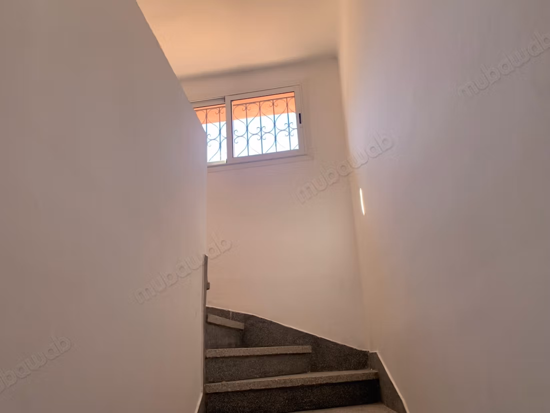 Superbe maison à vendre à Pépinière. 6 chambres agréables. Porte sécurisée