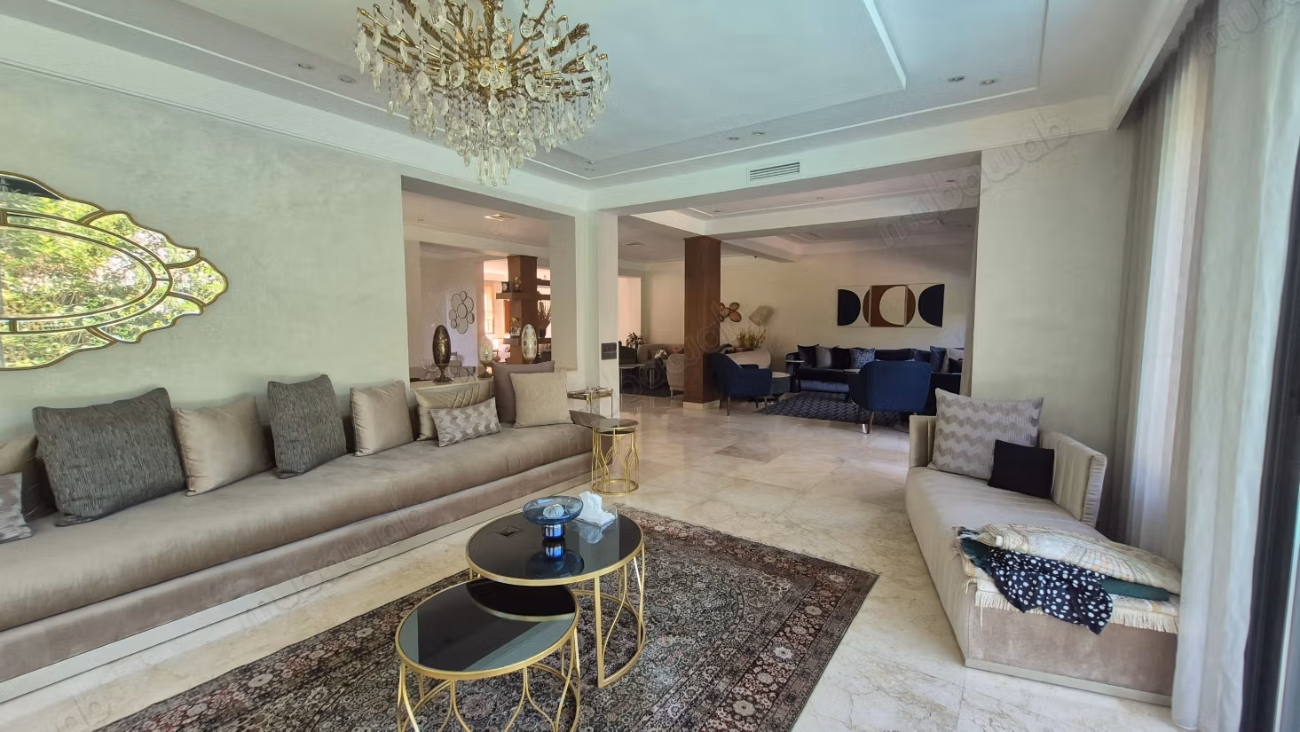 A vendre jolie villa 680m2 Ville Verte Bouskoura