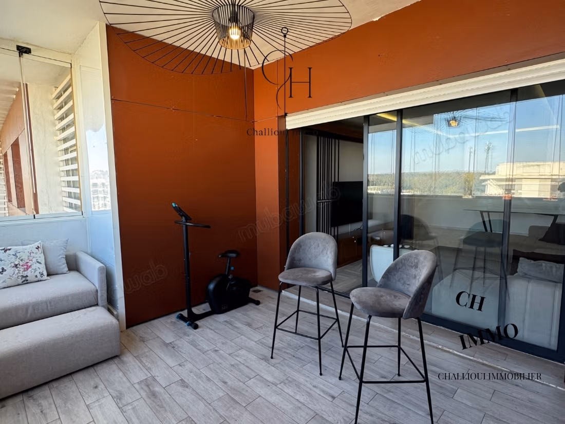 Rental of a modern furnished apartment with no overlooking