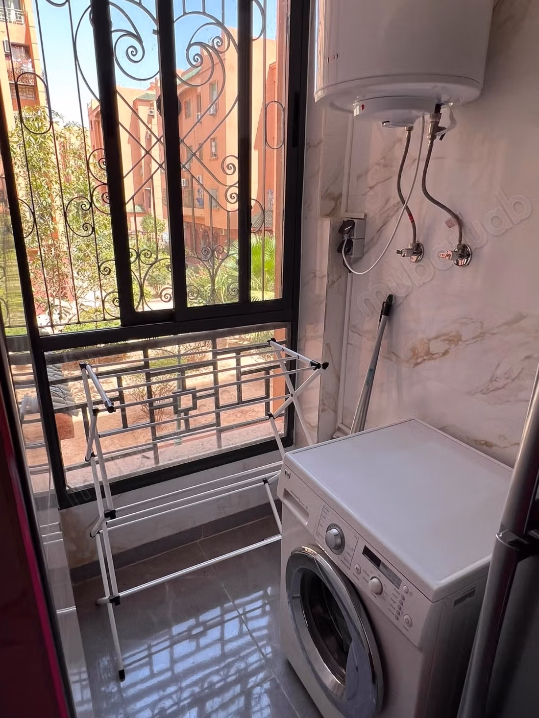 Bel appartement meublé de 2chambres