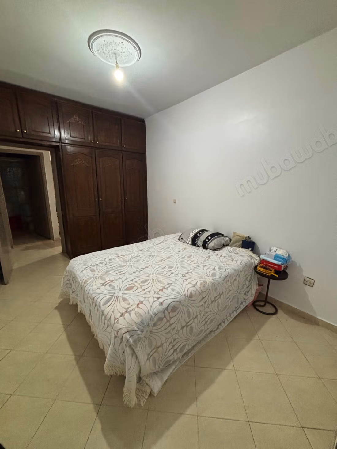 Appartement à vendre à Al Azhar. Superficie 67 m². Salon traditionnel marocain, résidence sécurisée