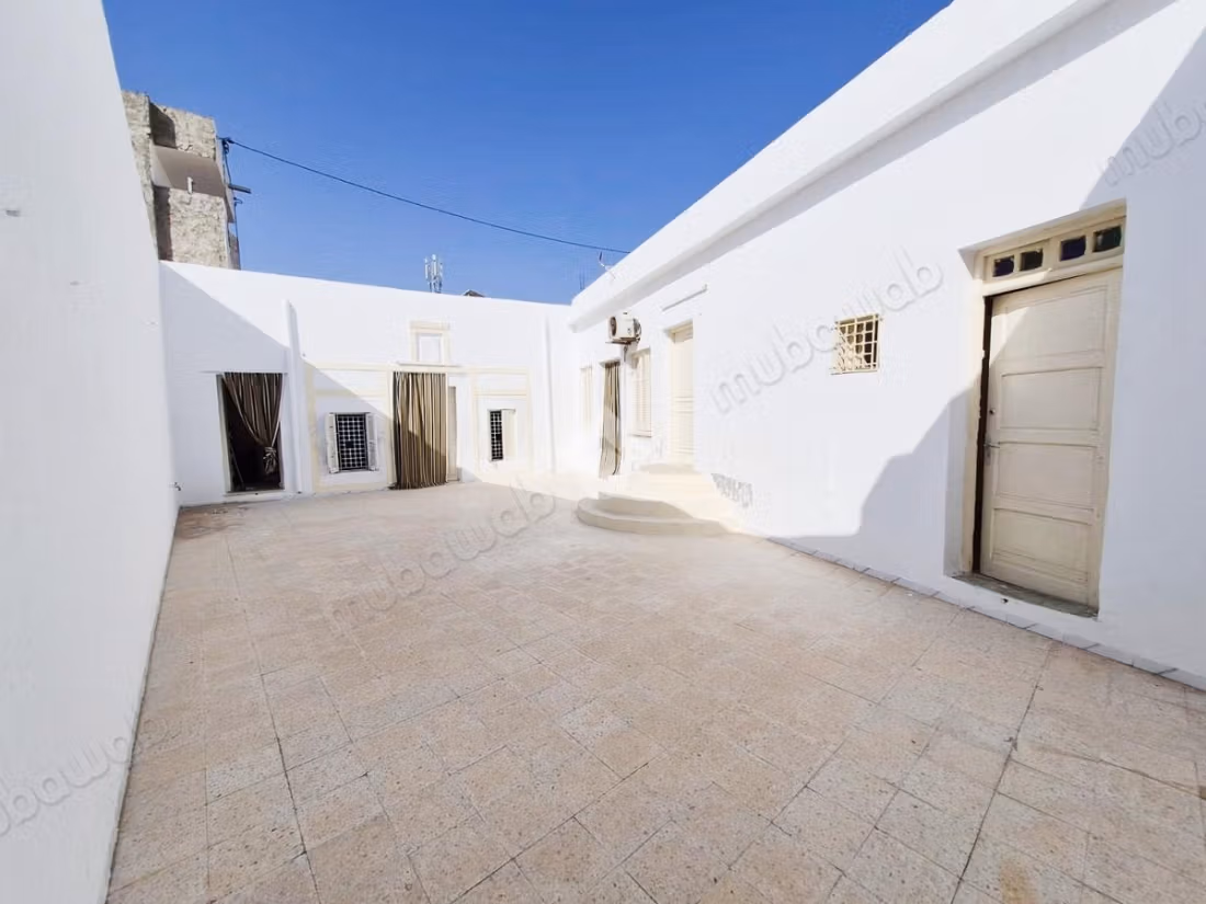 Semi-detached house for sale
